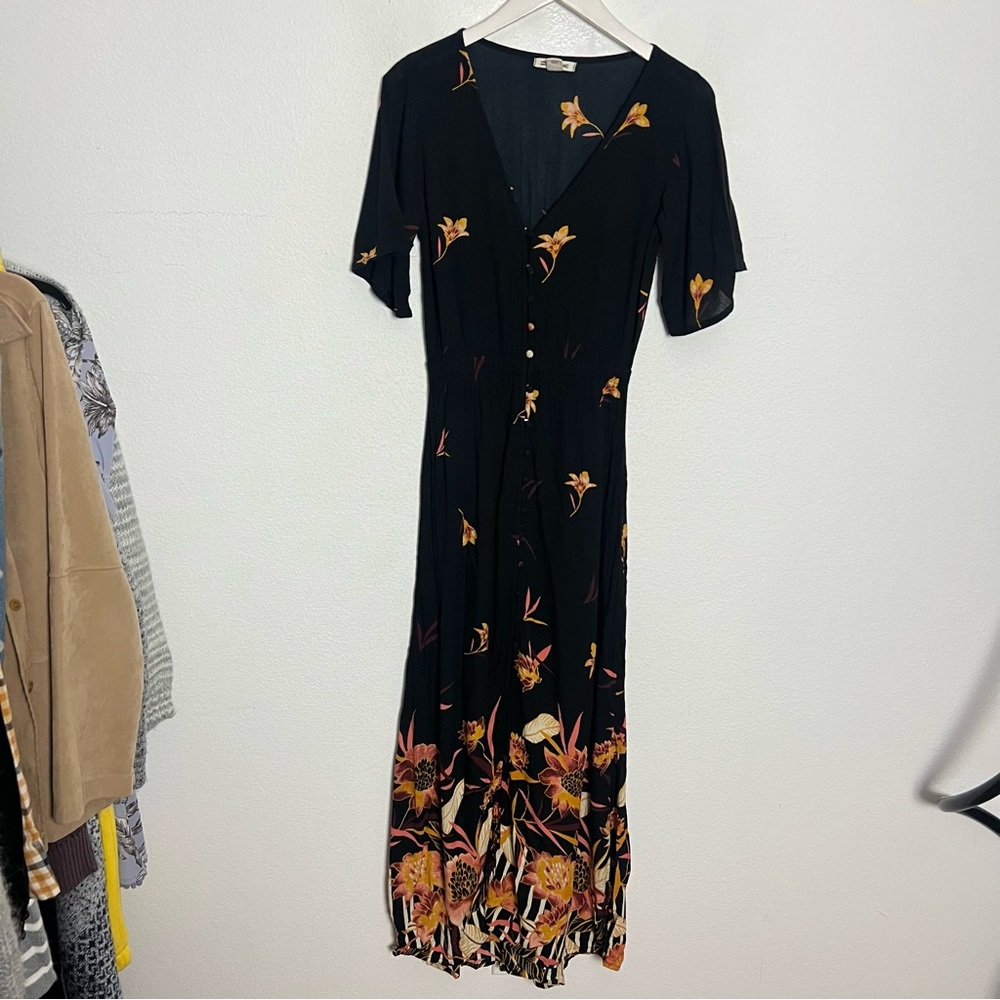 Billabong Short Sleeve Button Front Floral Printed Maxi Dress Black Size Small - Picture 4 of 11